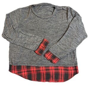 Grey shirt with black and red plaid accents, Women size 2XL